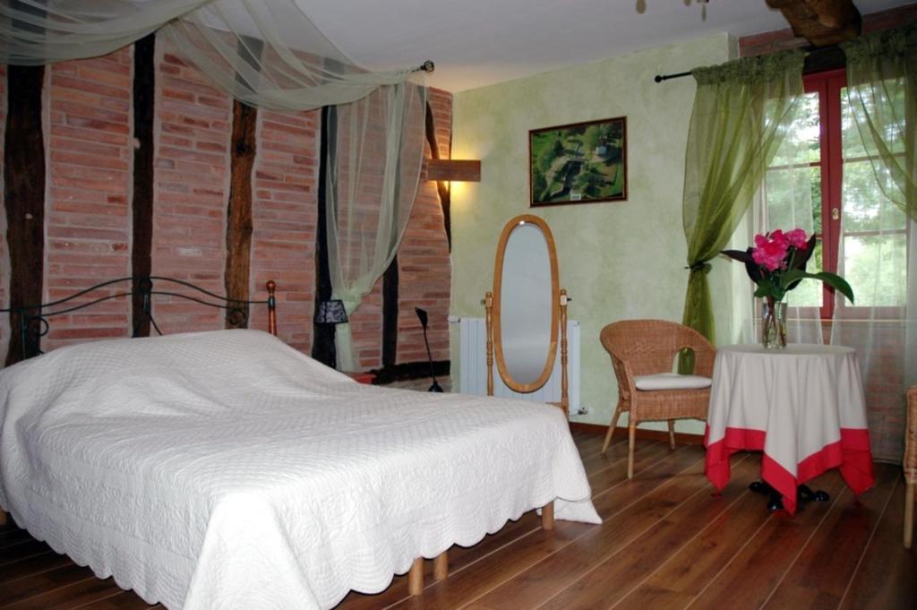 Chambres D'Hotes Les Douves Saint-Thomas  Rum bild